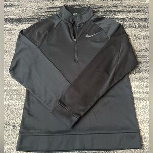 NIKE Dri-Fit Quarter Zip Pull-Over